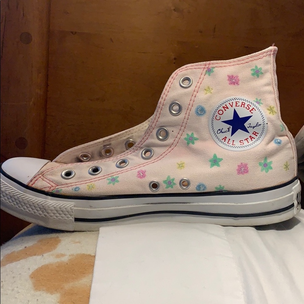 Hand painted converse